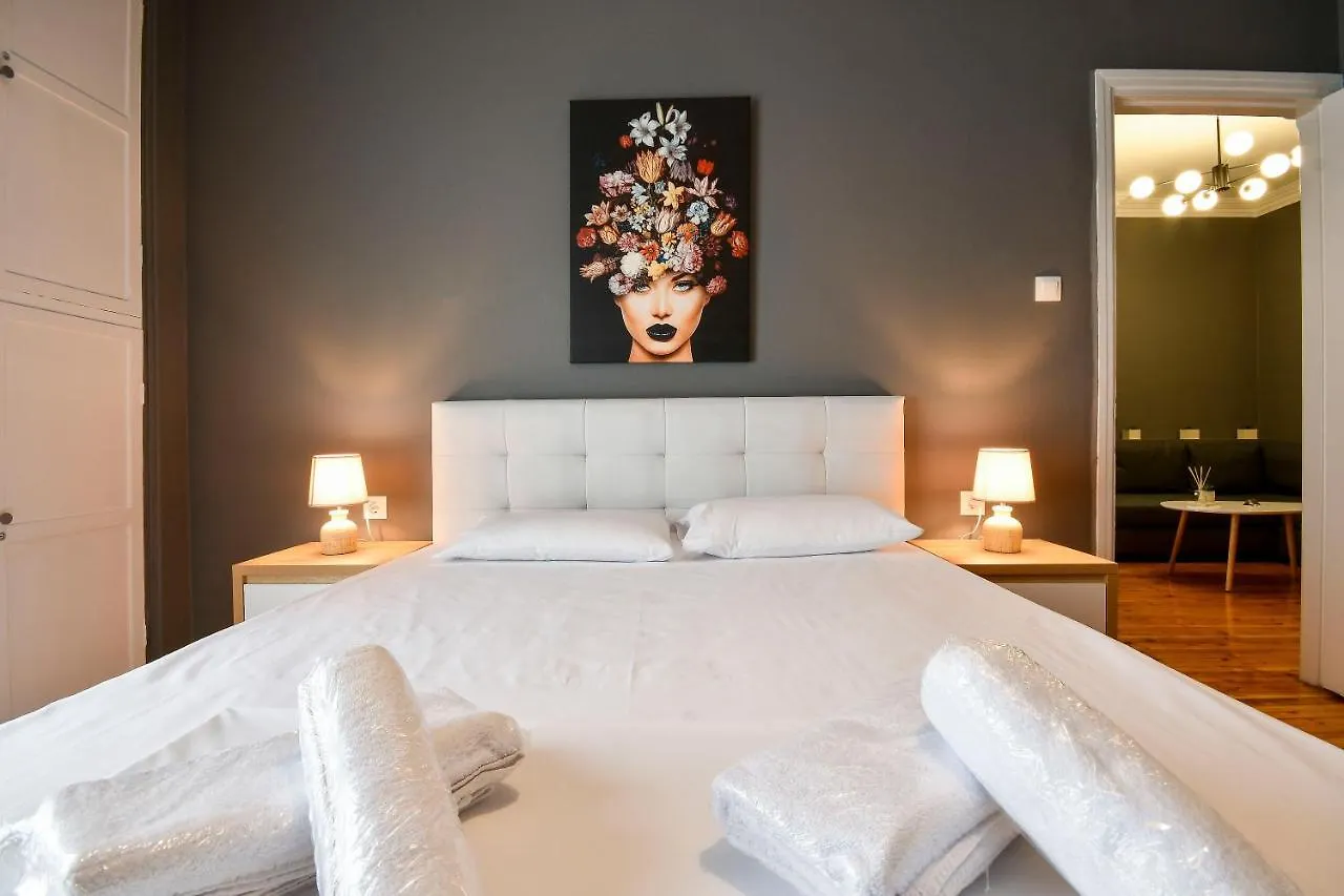 Thessaloniki Center Superior Apartment